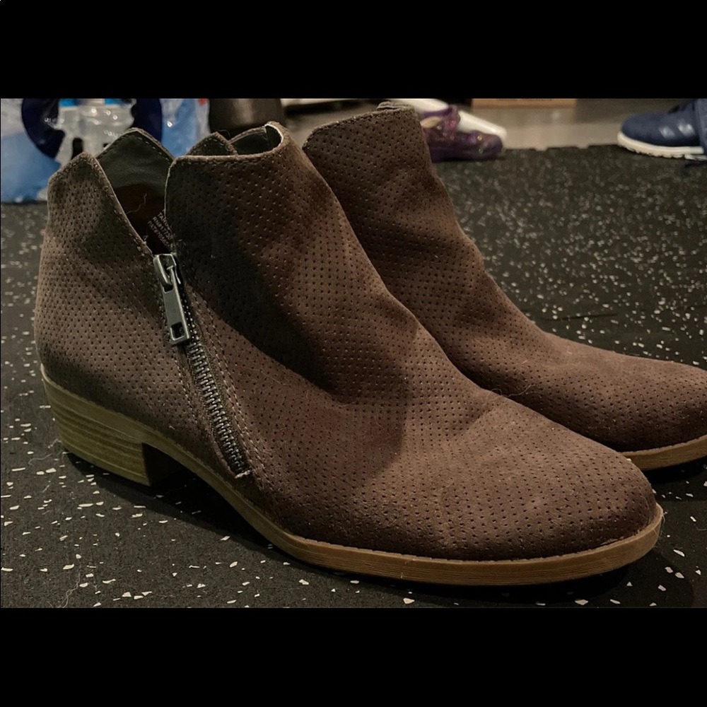 Womans size 9 boot